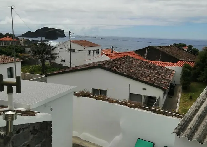 Casa Dos * Mosteiros (Azores)